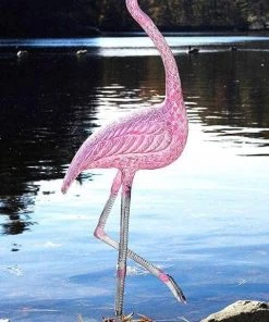 Happy Gardens Statues American Flamingo Statue