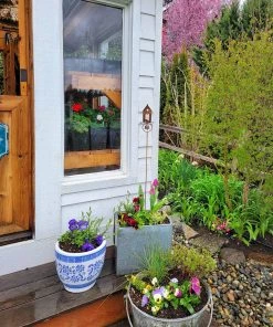 Happy Gardens Garden Stakes & Rain Gauges Bird House Garden Decor Stakes