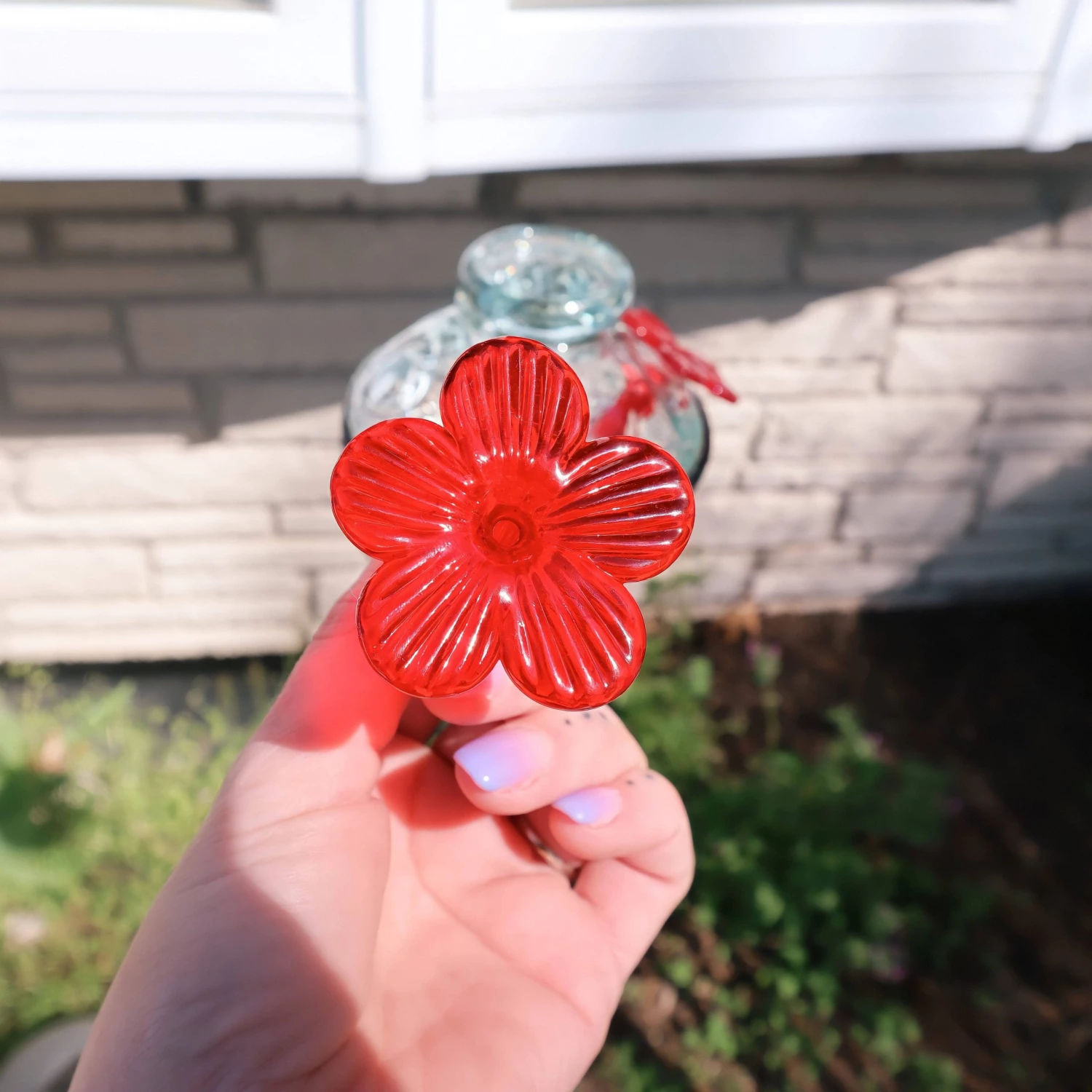 Happy Gardens Pot De Creme Staked Hummingbird Feeder, Clear, 8 Oz. 7 Happy Gardens Pot De Creme Staked Hummingbird Feeder, Clear, 8 Oz.