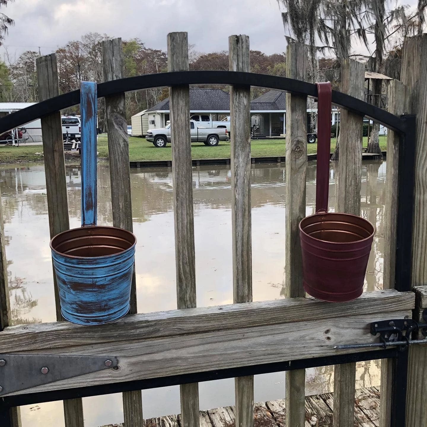 Happy Gardens New Arrivals Railing Planter Pot Blue 4 Happy Gardens New Arrivals Railing Planter Pot Blue