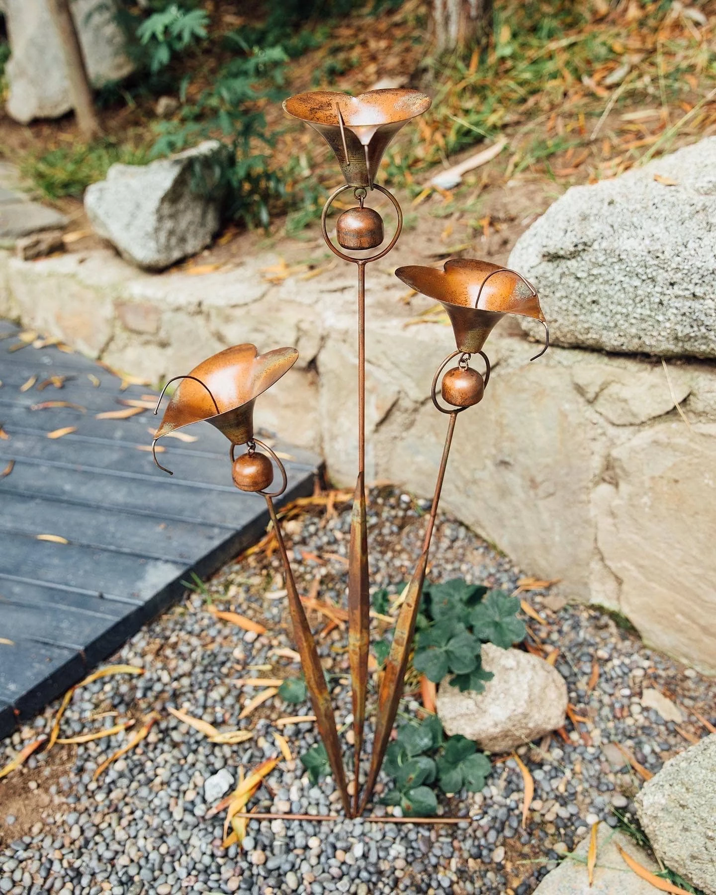 Happy Gardens Triple Calla Lily Garden Stake 4 Happy Gardens Triple Calla Lily Garden Stake